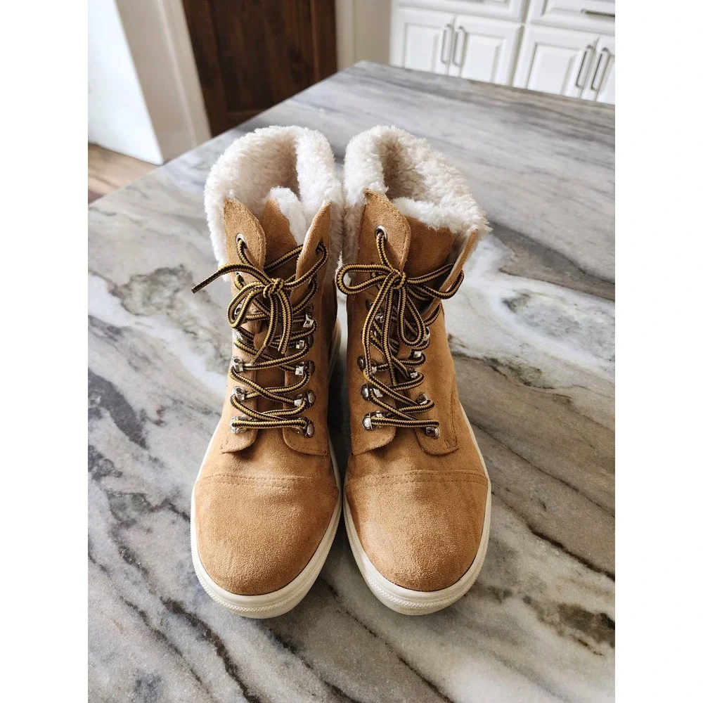 Madden Girl worn few